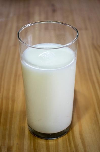 Susu Putih Hangat
